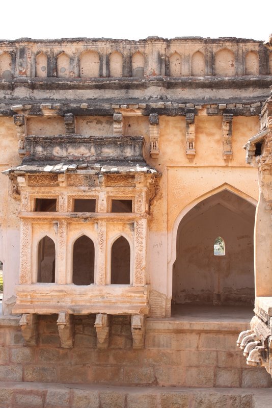 India 2010 - Hampi - Temples - Queens Bath